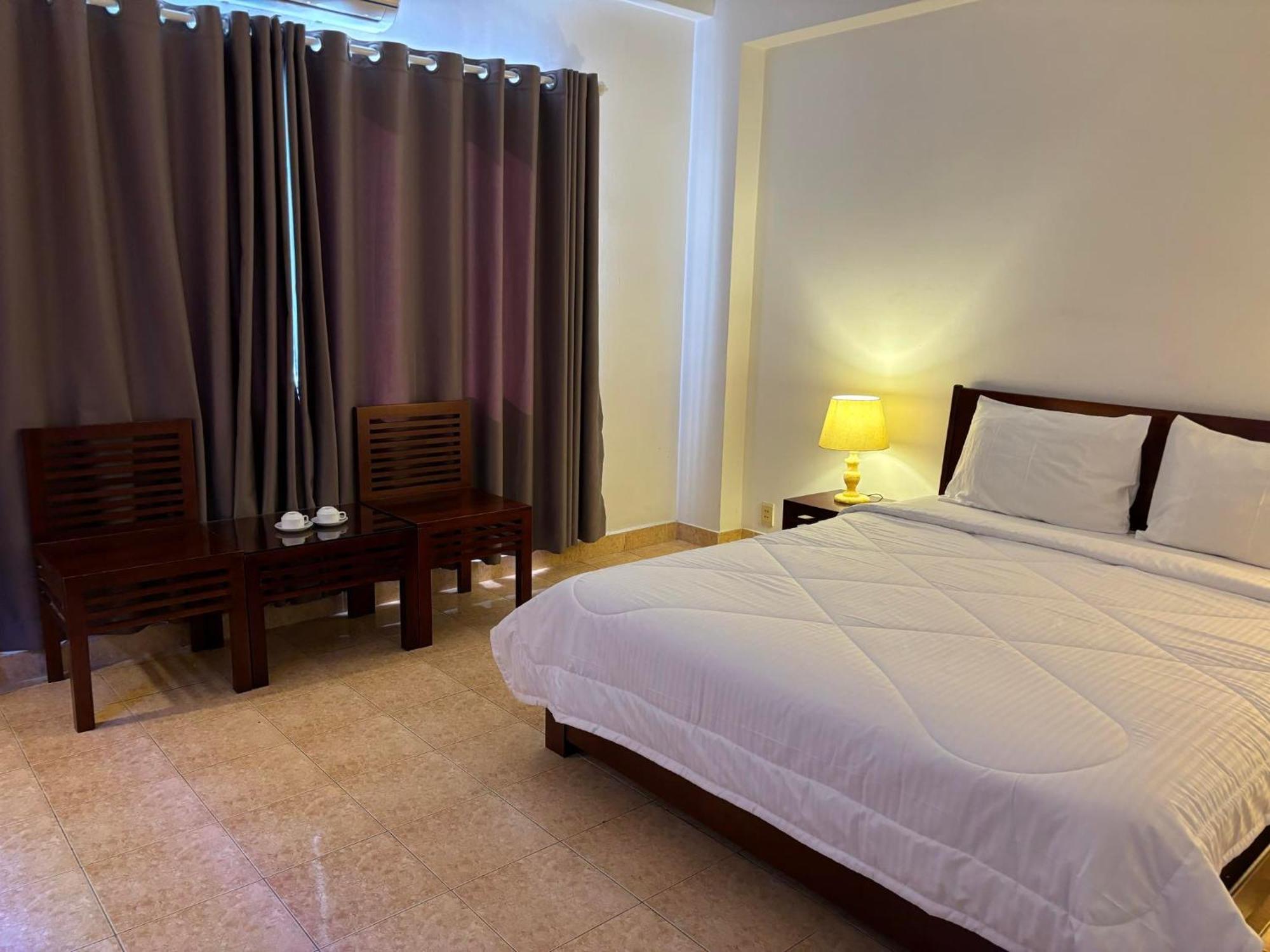 Phung Long Hotel Хошимин Екстериор снимка