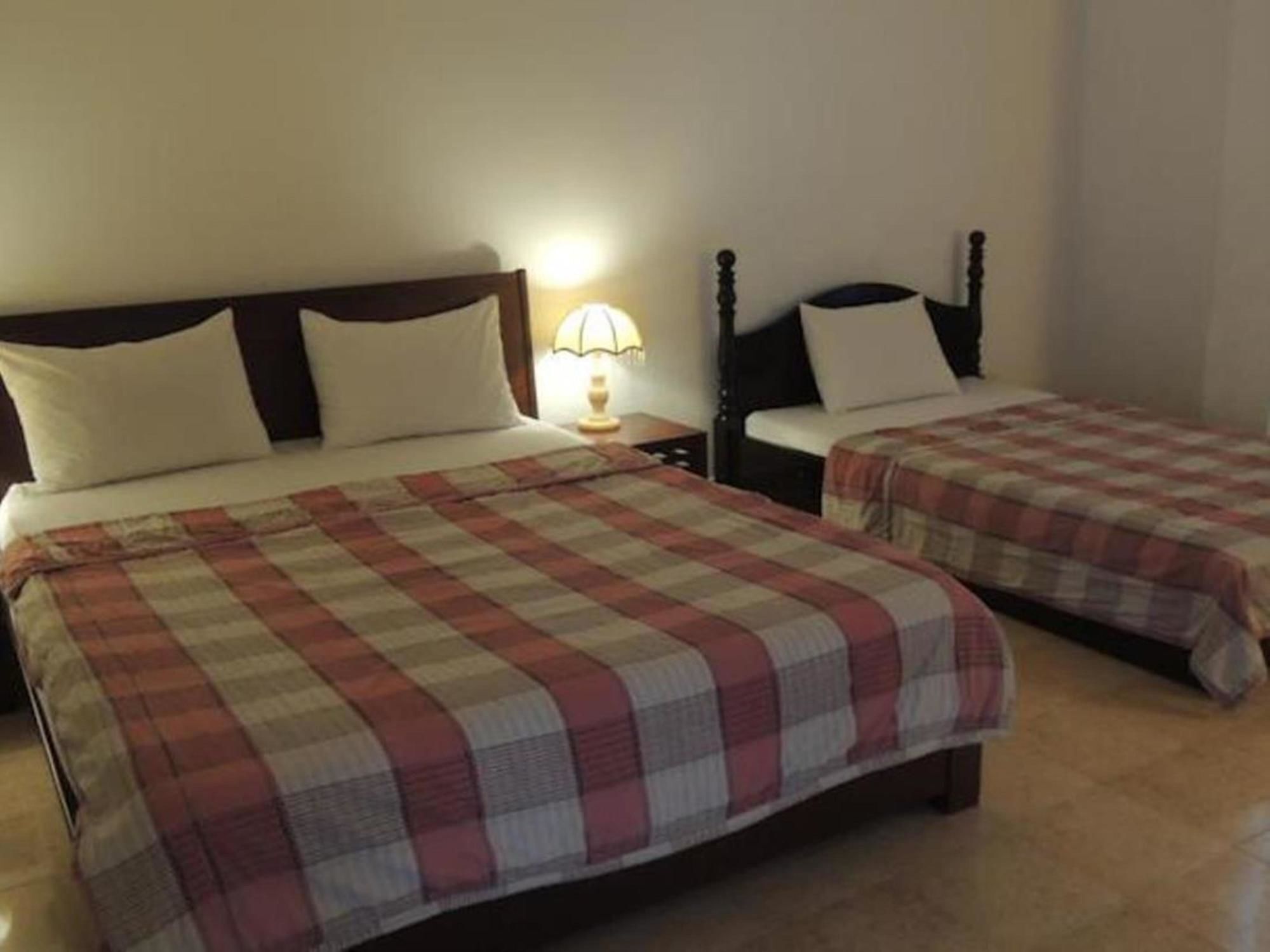 Phung Long Hotel Хошимин Екстериор снимка
